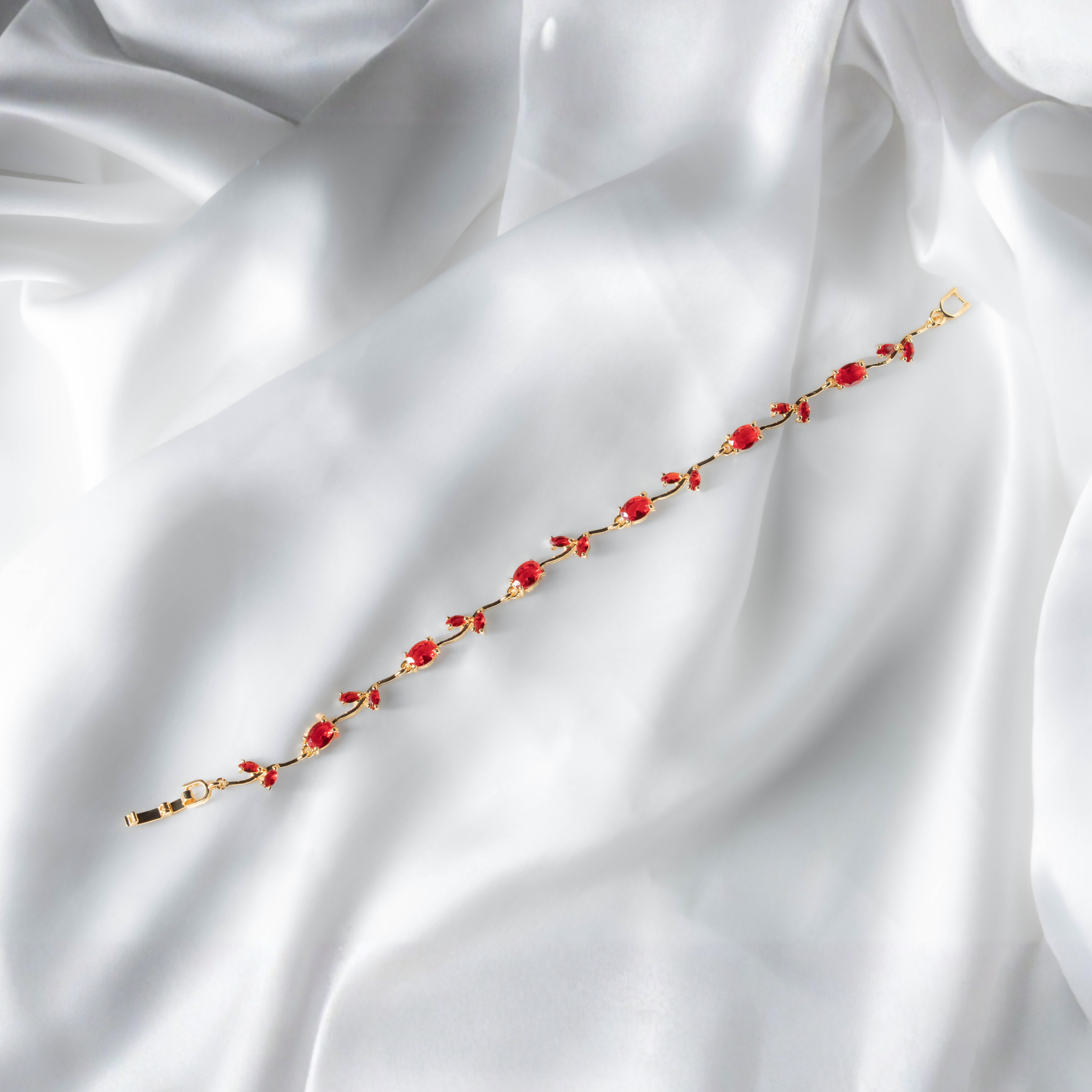 Tulip Bracelets Red | Elegant Red Floral Bracelet for Women