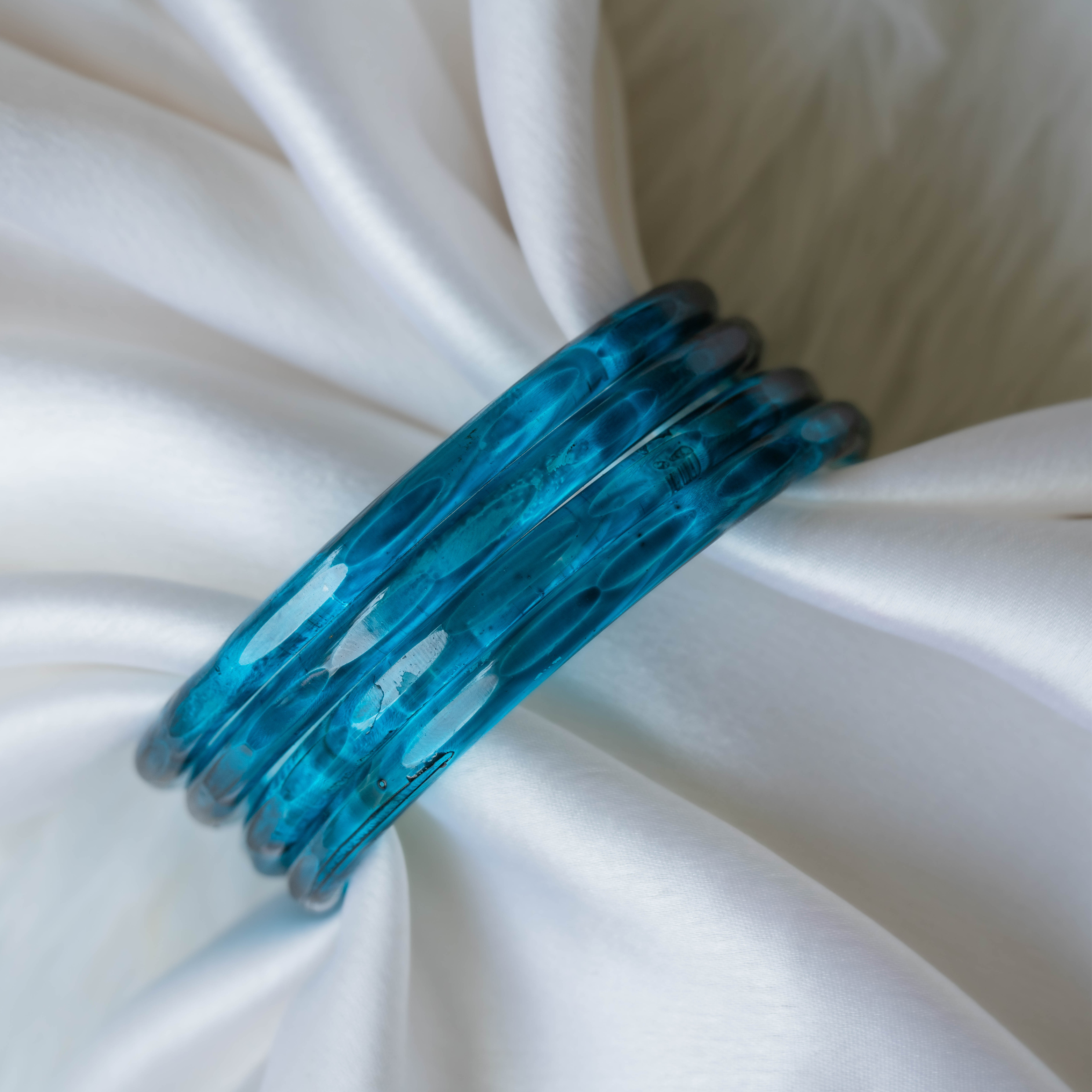 Neelam Bangles Set