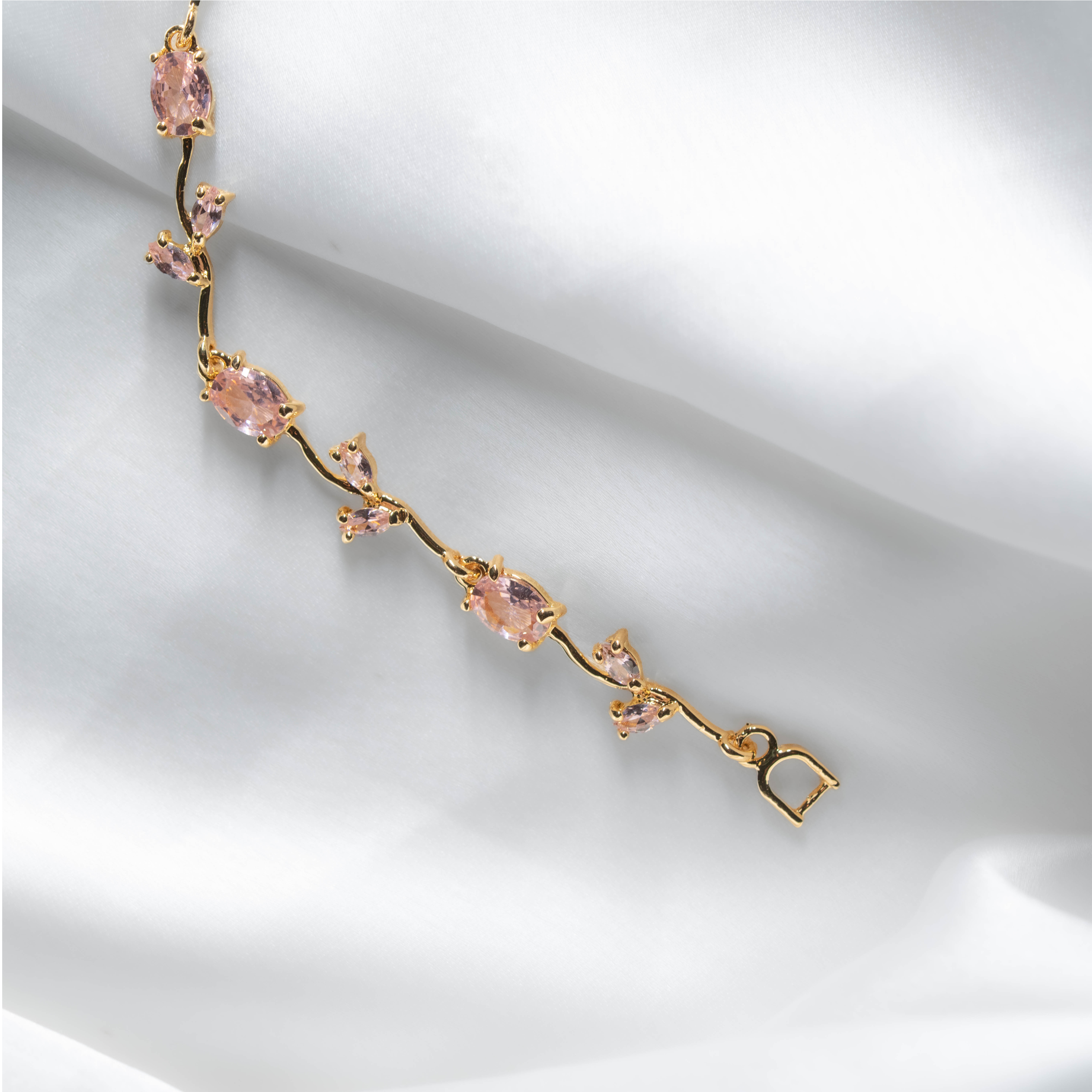 Tulip Bracelets Baby Pink | Elegant Pink Floral Bracelet for Women