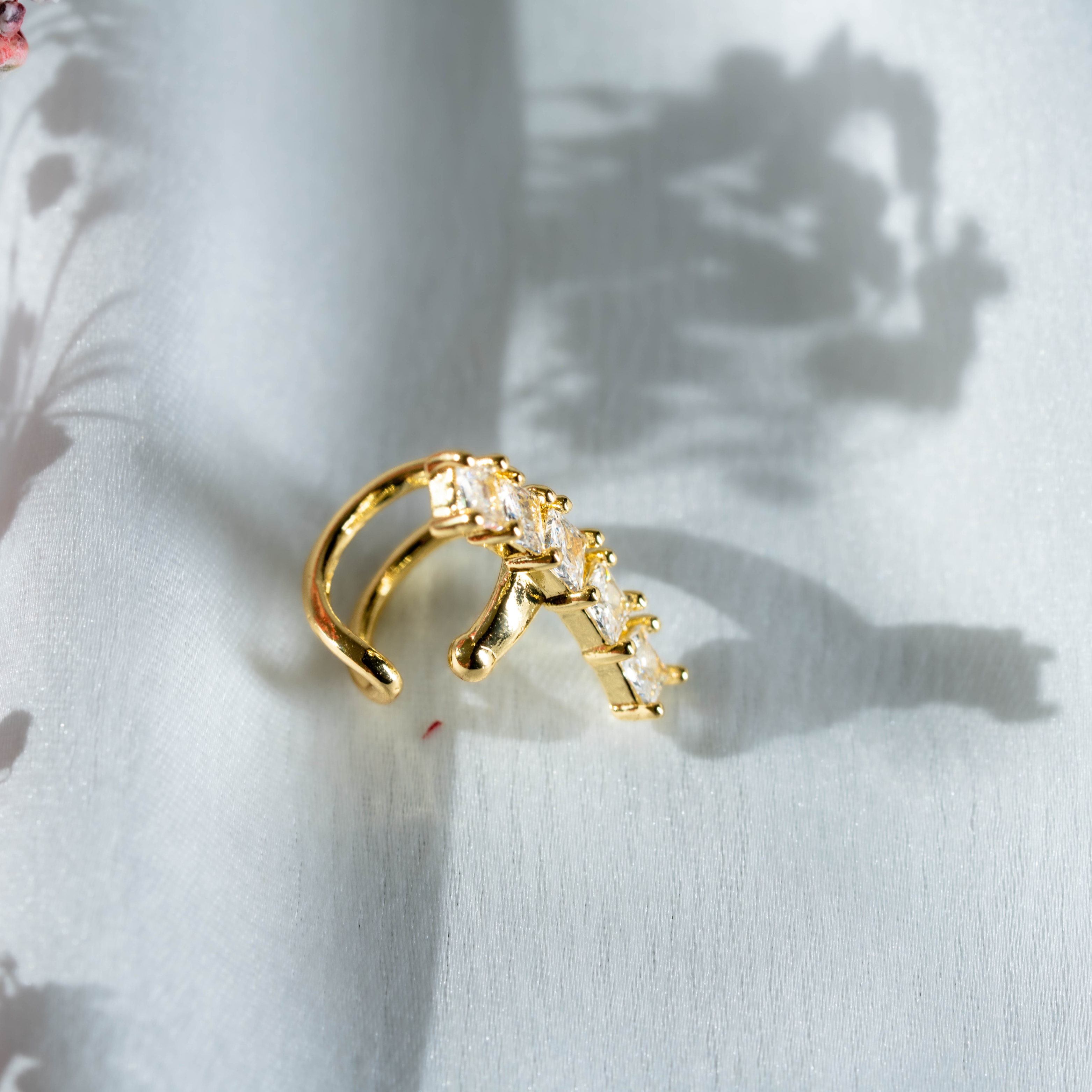 Starlight Crawler Ear Cuff | Elegant Crystal Crawler Ear Cuff for Women