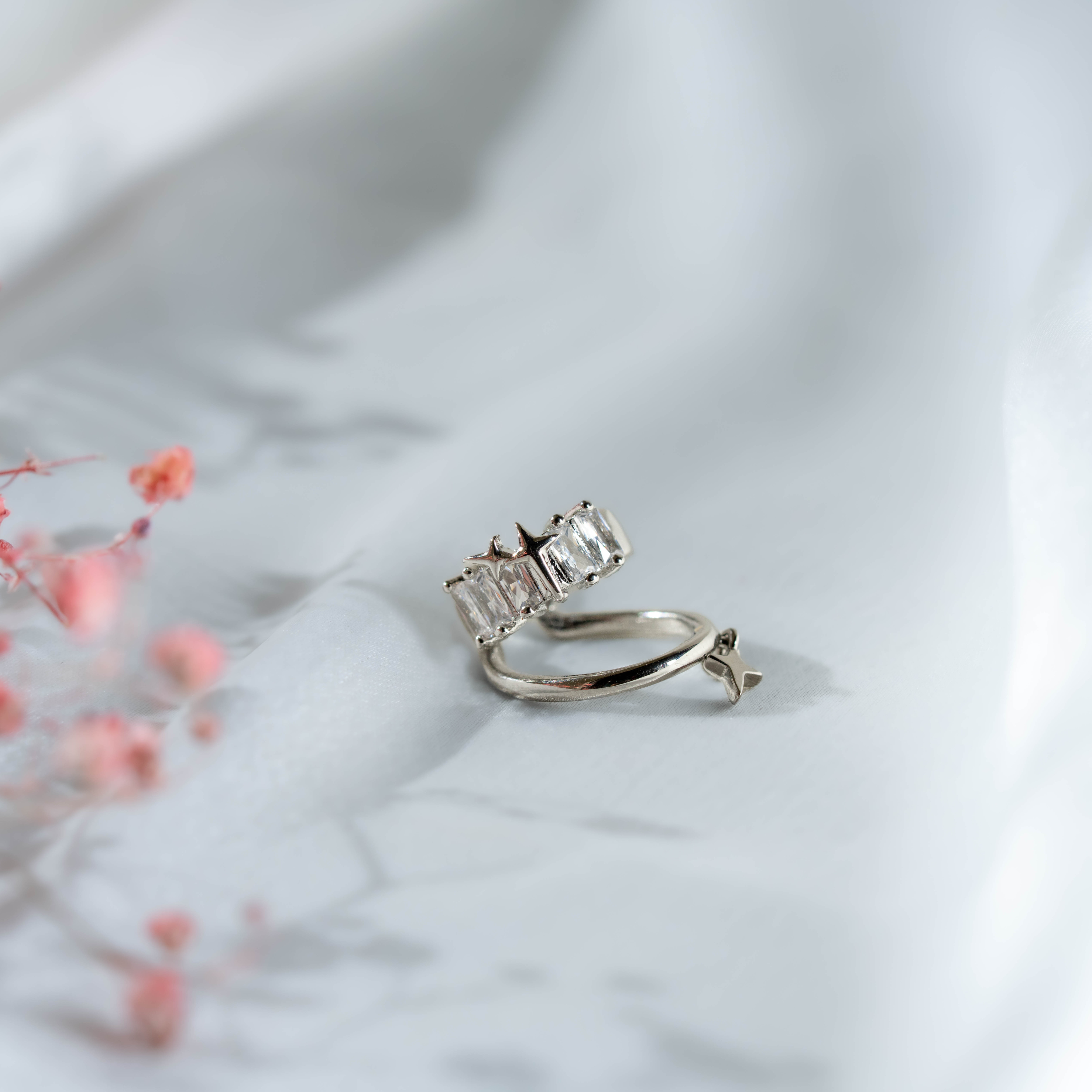 Royal Baguette Ear Cuff | Gold & Silver Two-Tone Statement Jewelry