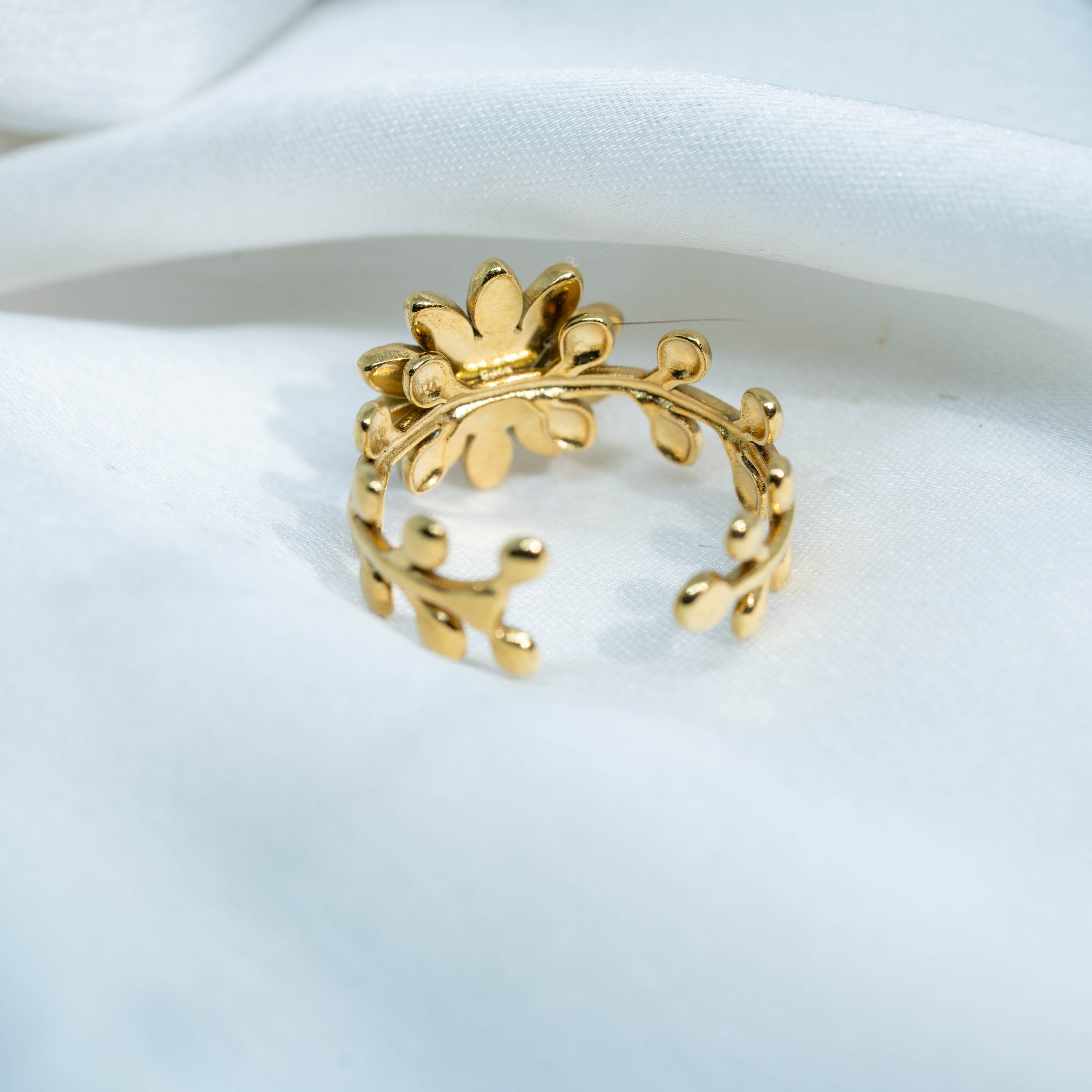 Meadow Dahlia Ring | Gold-Toned Floral Statement Ring for Women