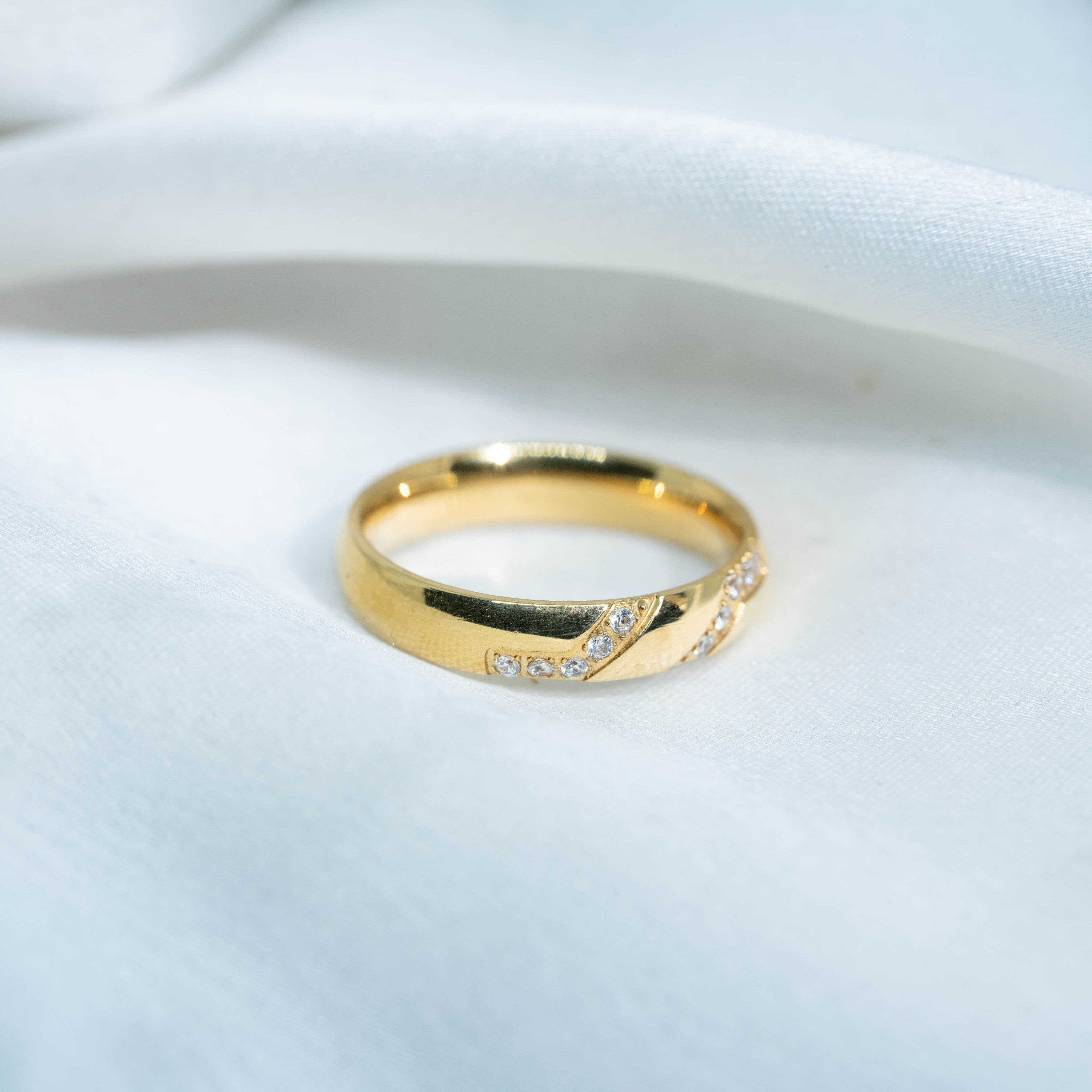 Diagonal Promise Band | Gold-Toned Elegant Diamond-Style Ring for Women