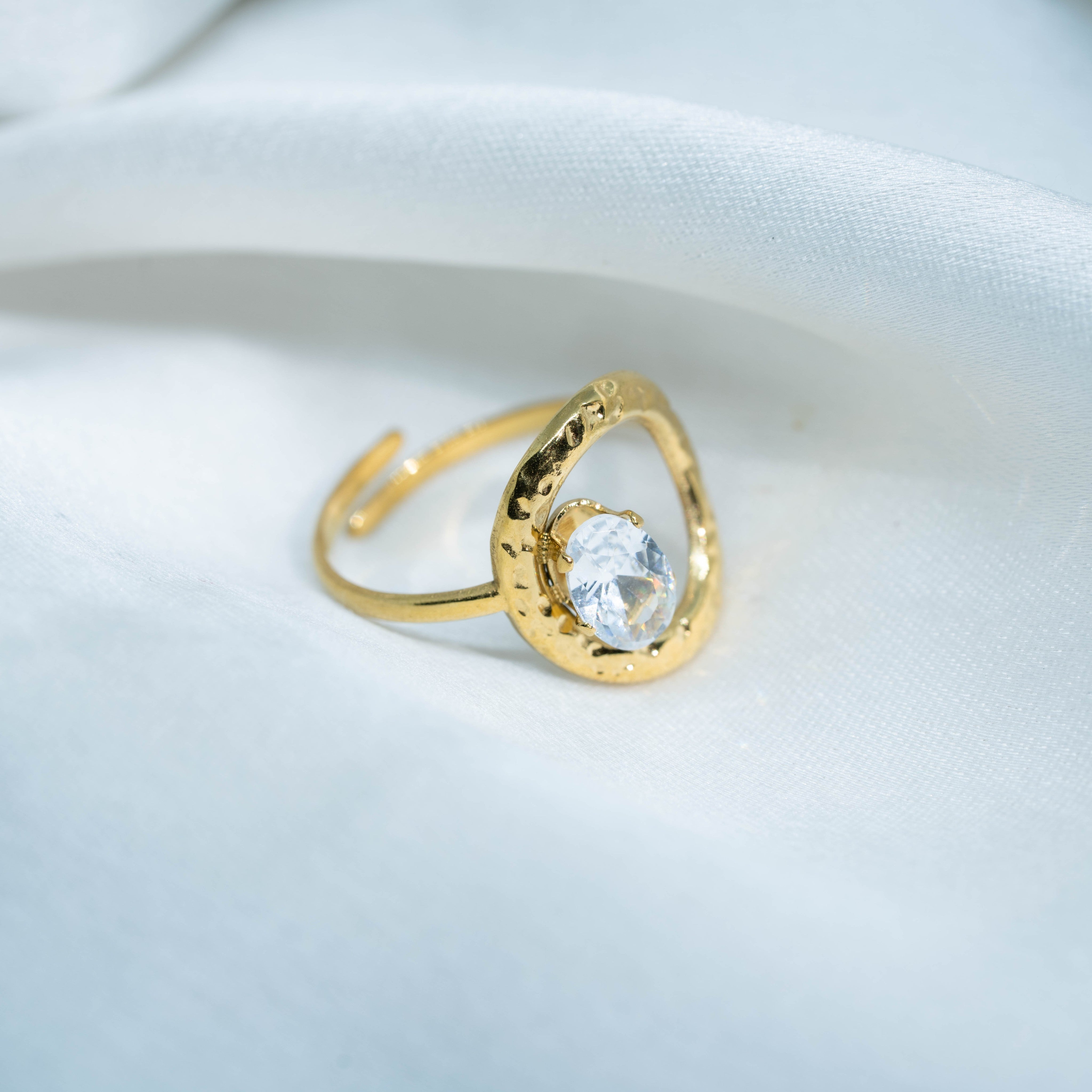 Horizon Eclipse Ring | Gold-Toned Oval Crystal Statement Ring for Women