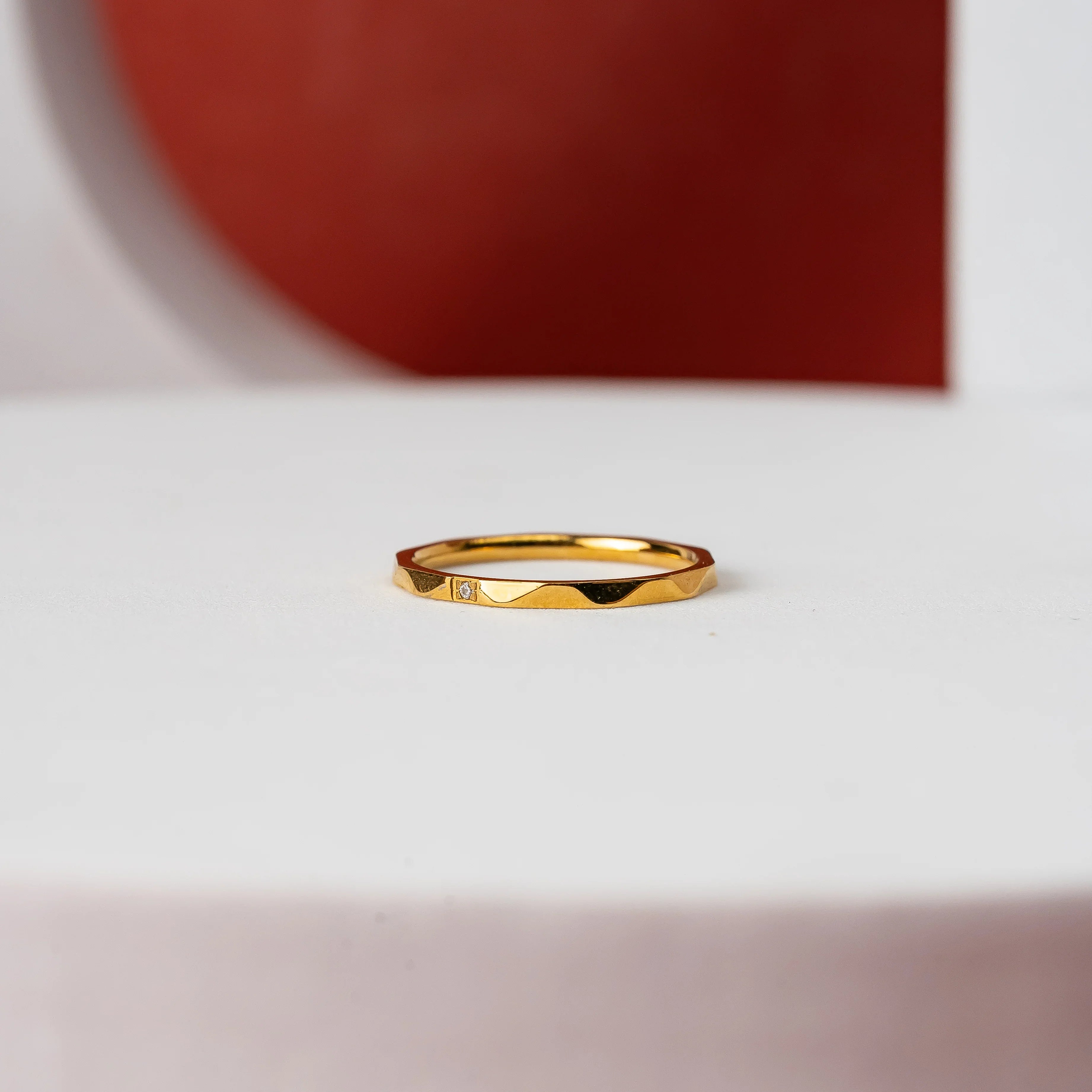 Minimal diamond ring