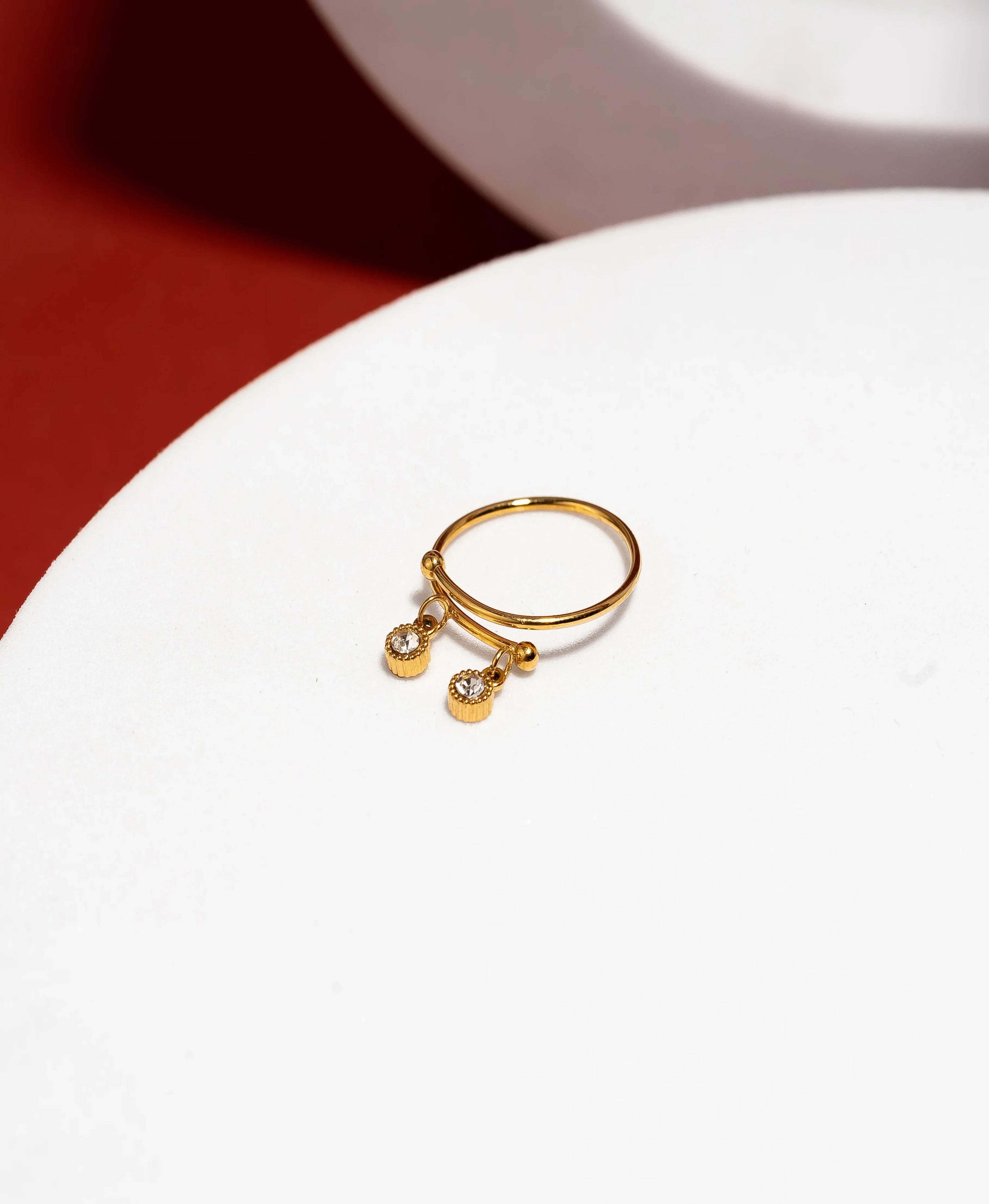 Hanging round crystal open ring