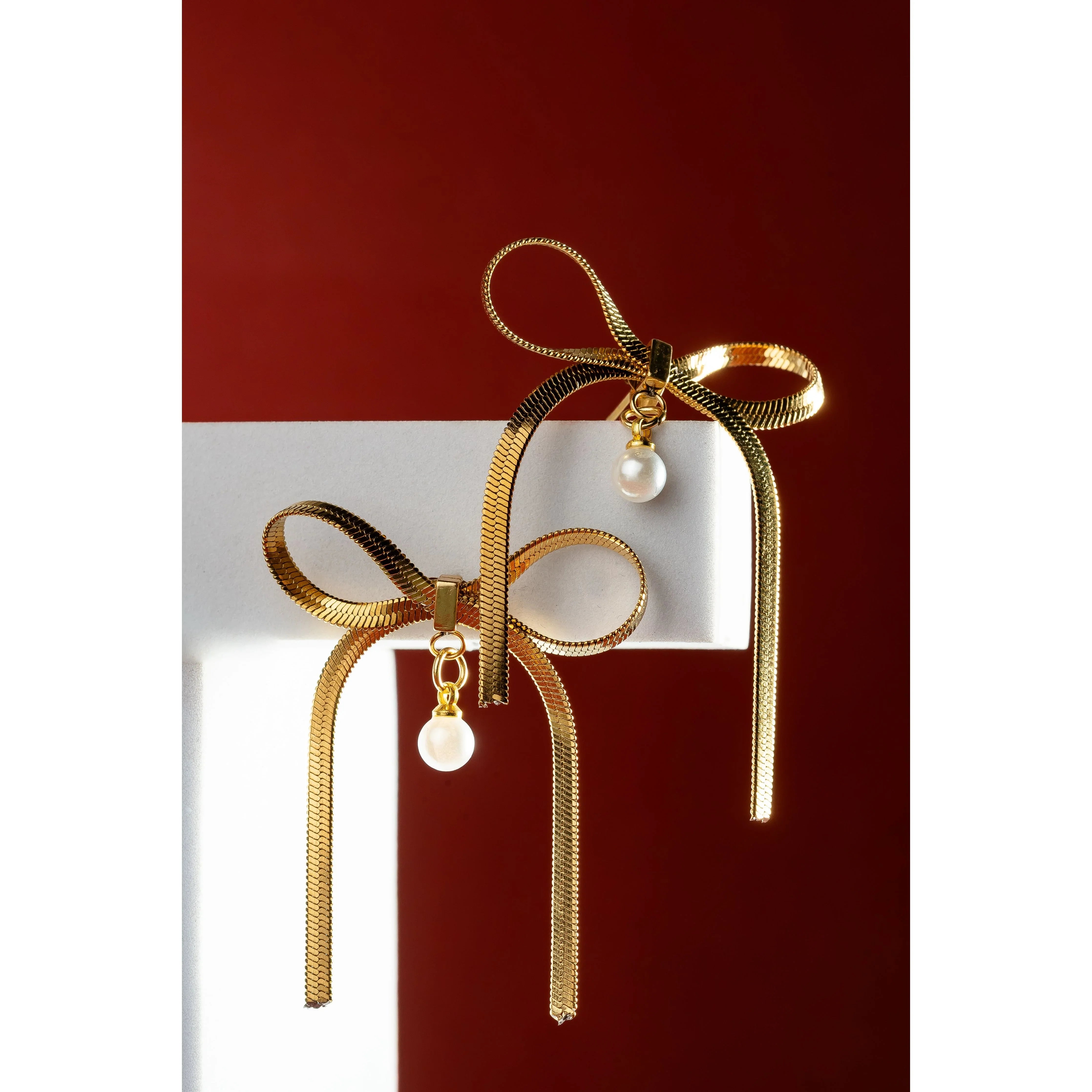 Long chain bow dangle drop Earrings