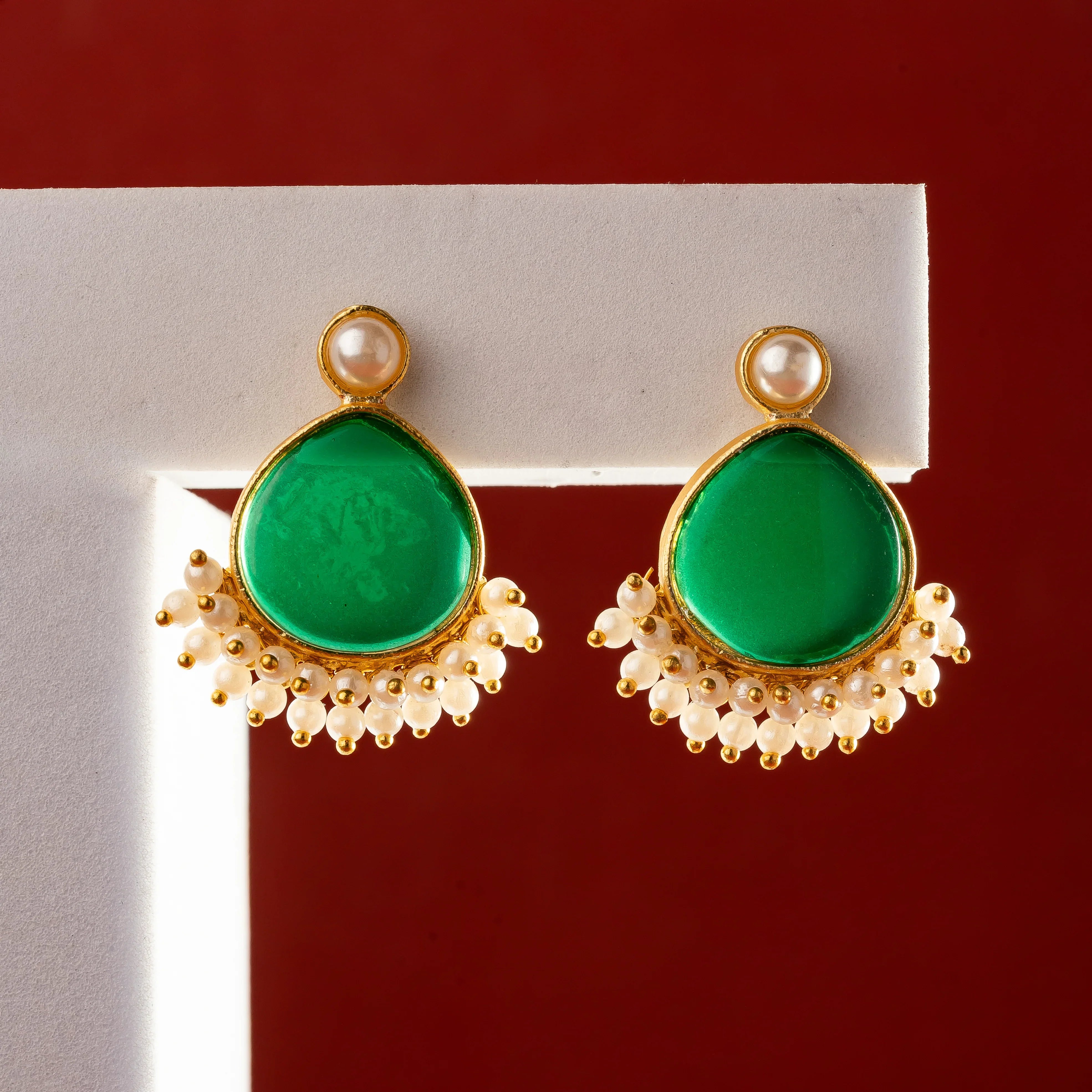 Emerald saya Studs