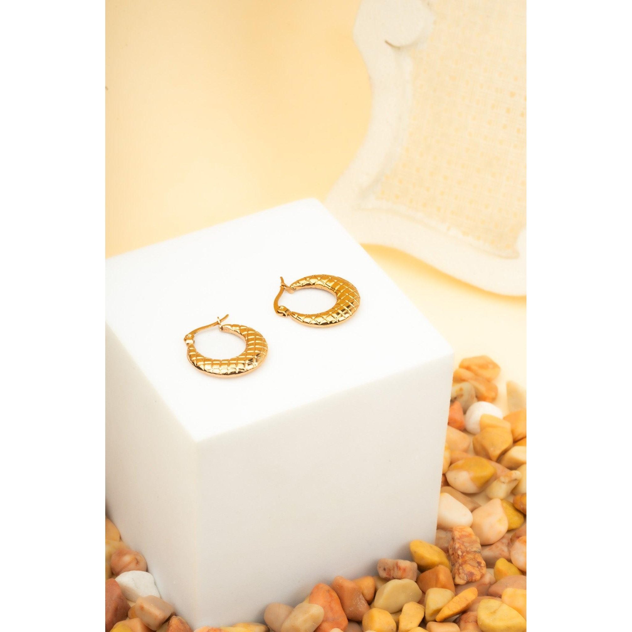 Embossed Quilt Pattern Hoop Earrings, Latch Back Fastening gold tone, stainless steel earring