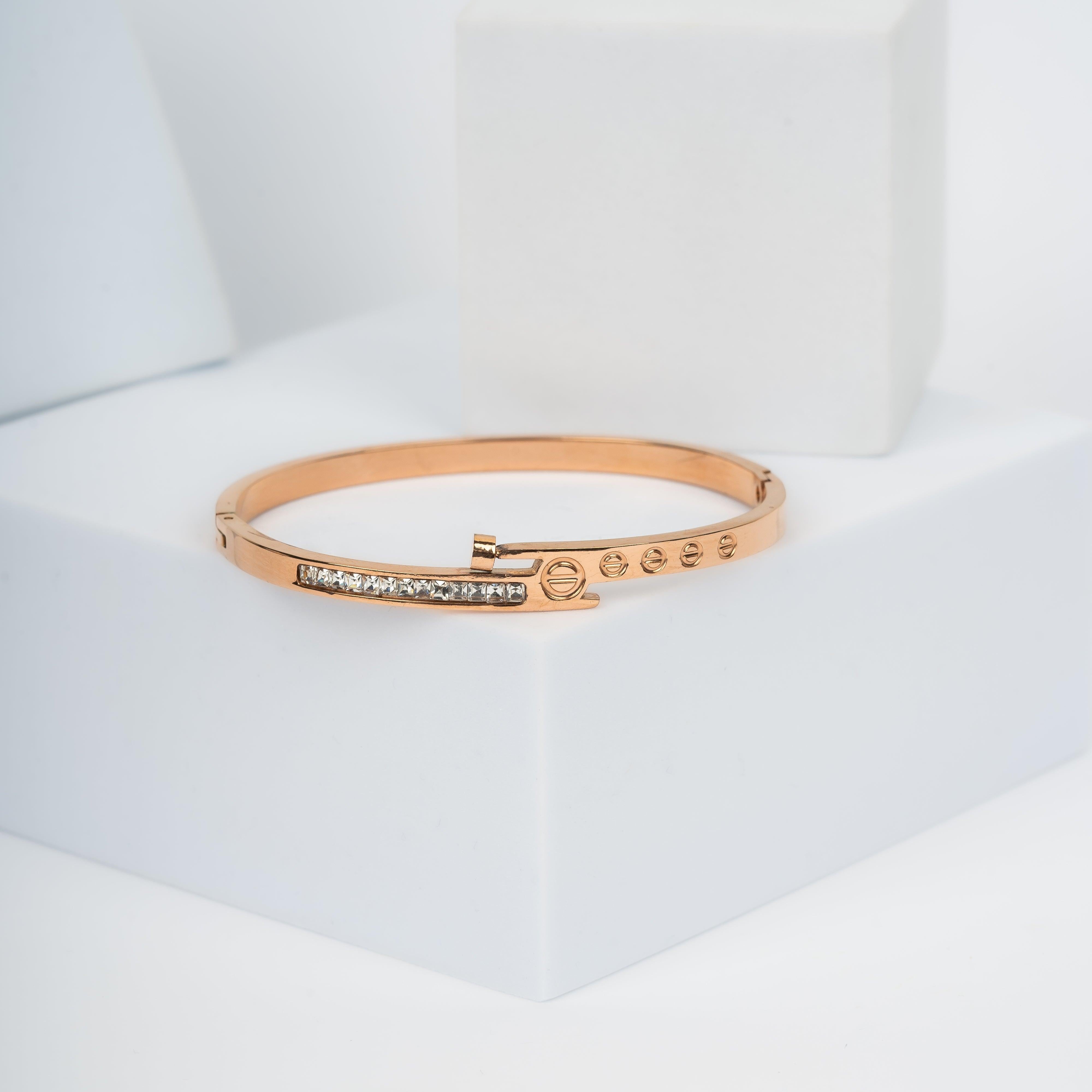 Classic Diamond Gold Bracelet