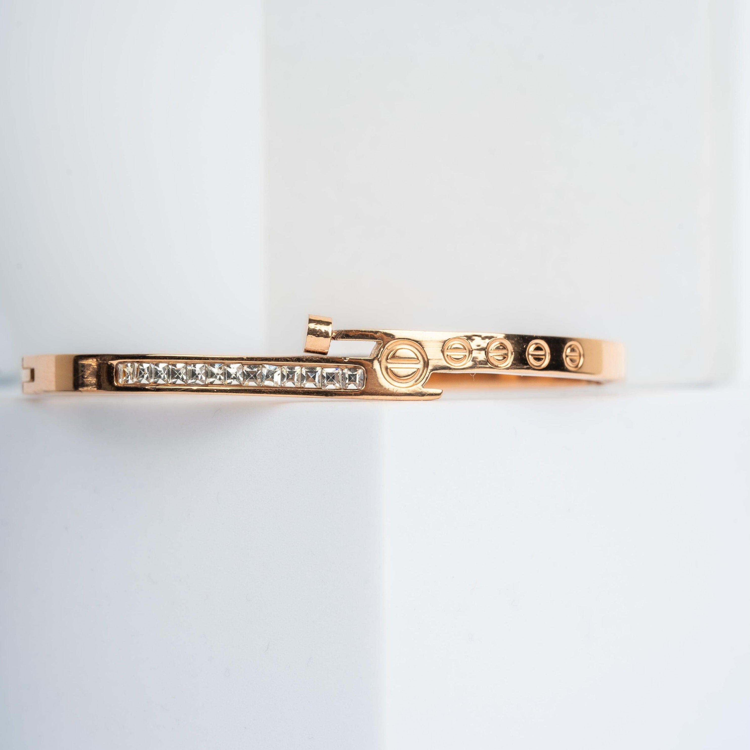 Classic Diamond Gold Bracelet