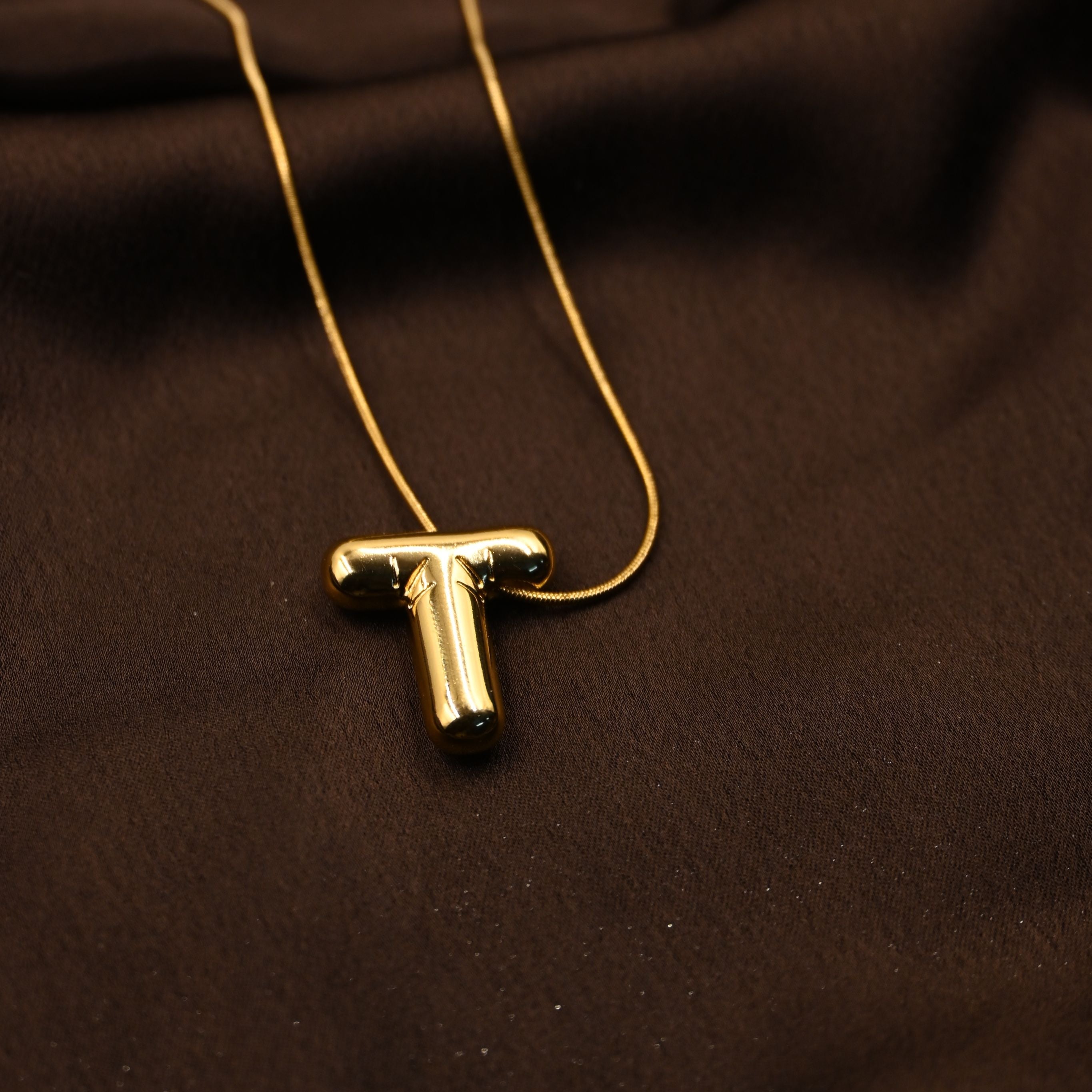 Bubble Letter T Necklace – Gunnj1