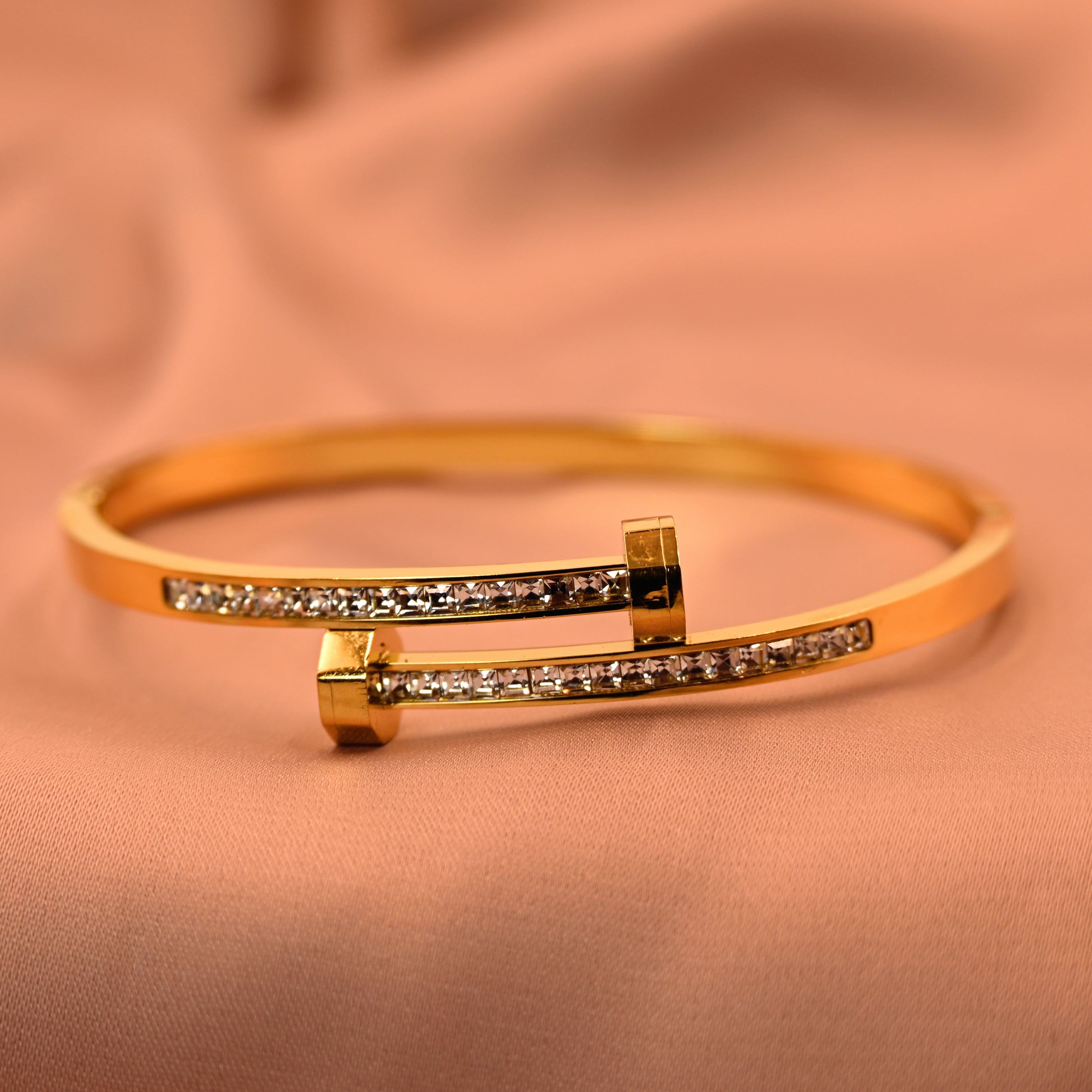 The golden lock bangles