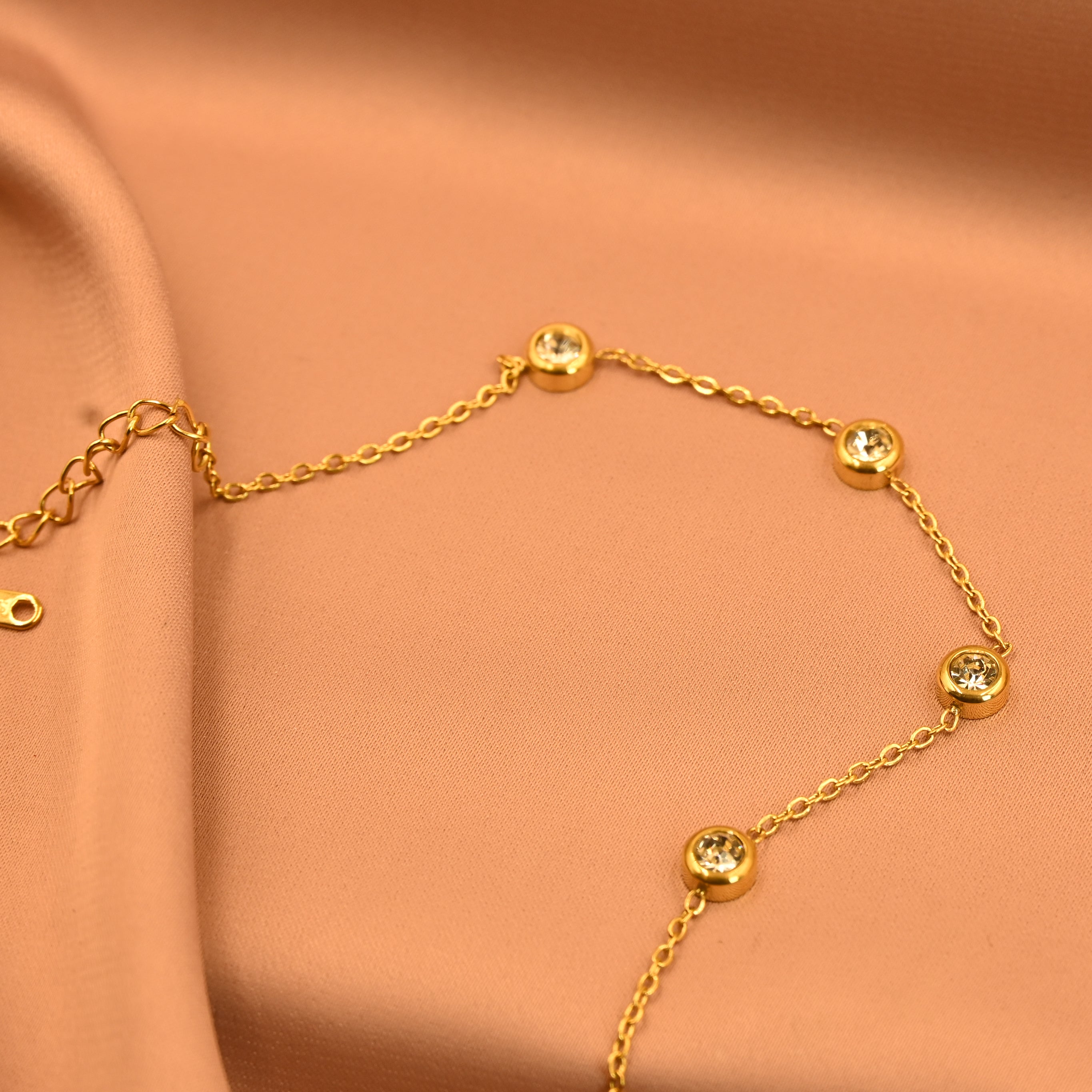 Golden Spark Chain Bracelet | Minimal Gold Station Chain Bracelet