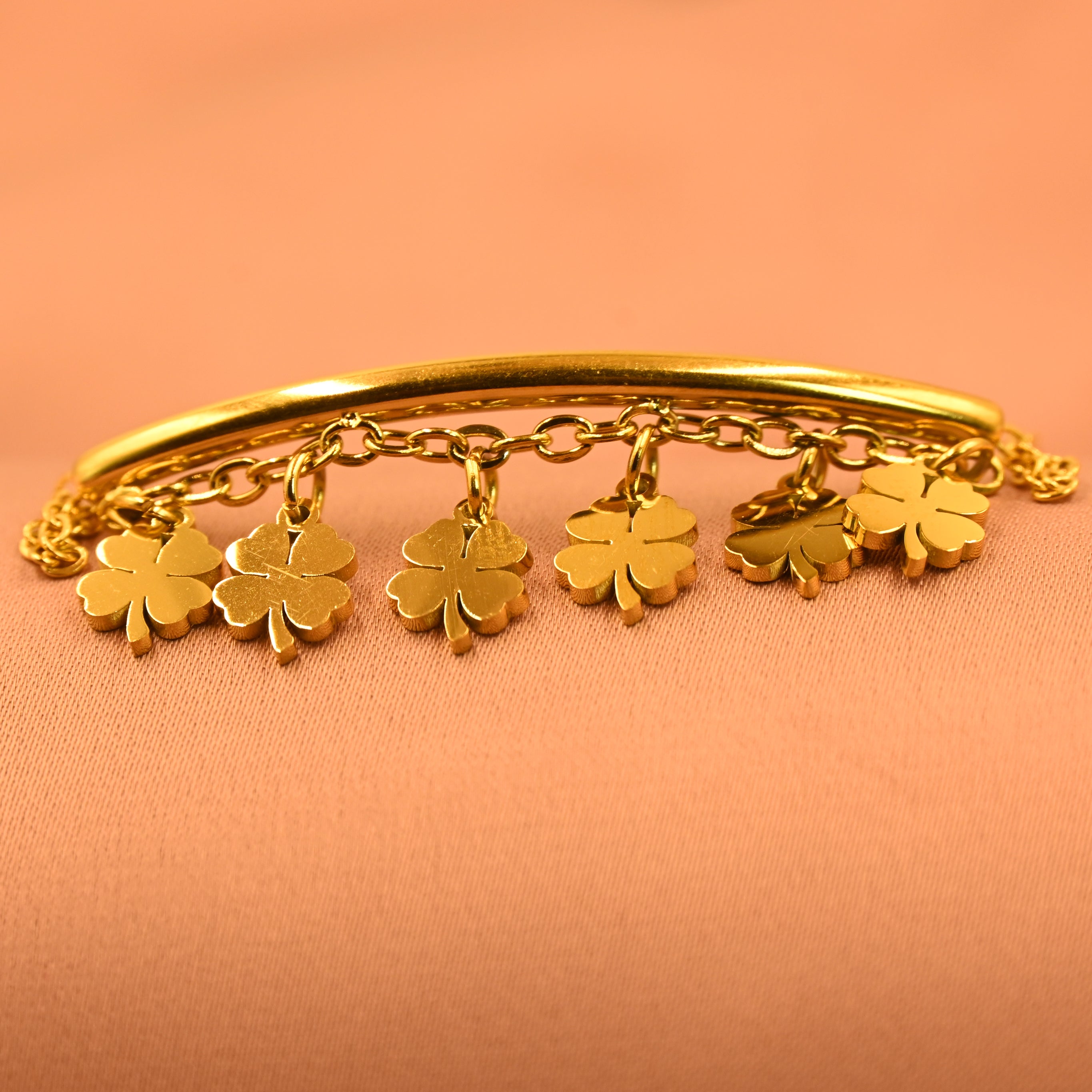 Good Luck Charm Bracelet | Clover Drop Gold Bracelet