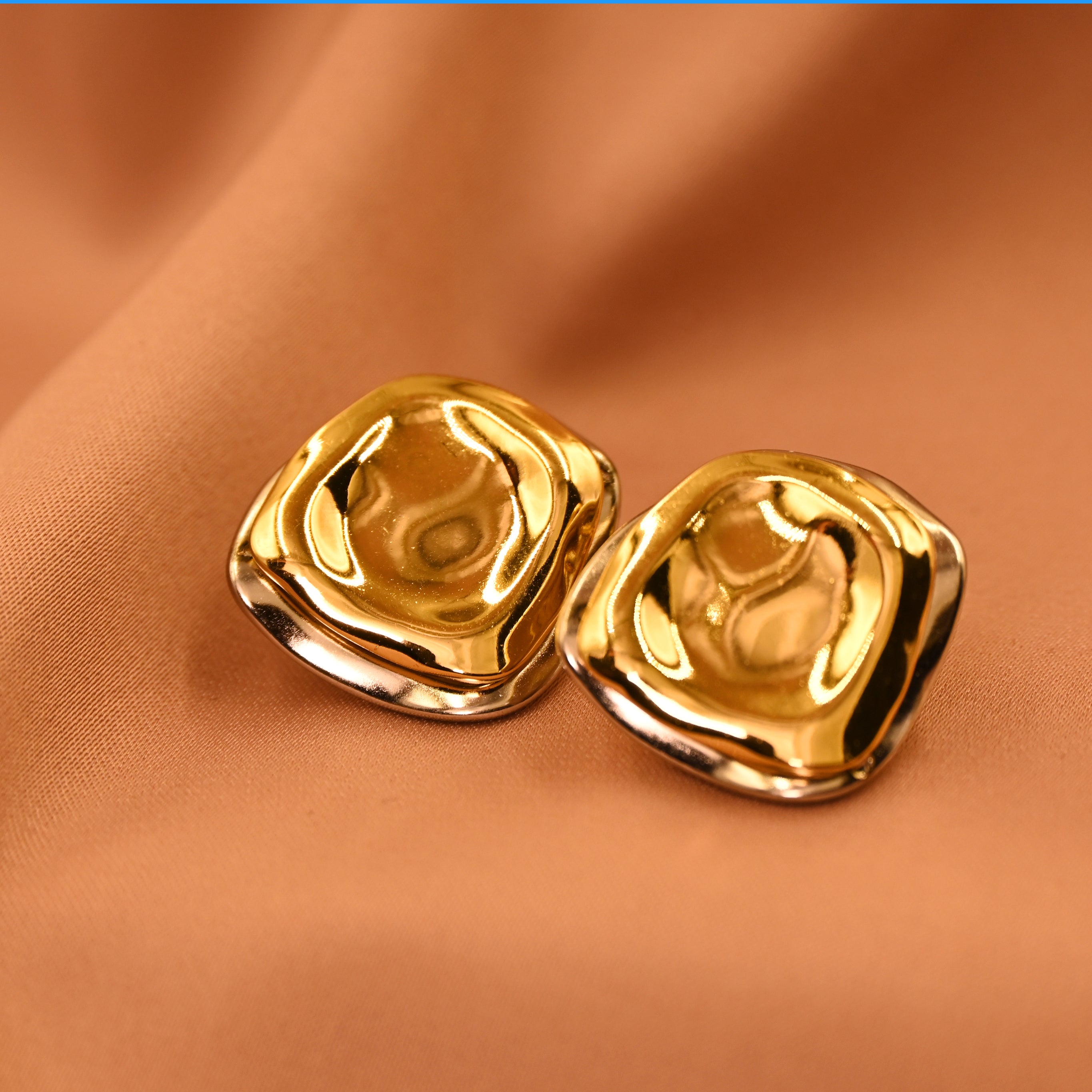 Double Tone Square Earnings