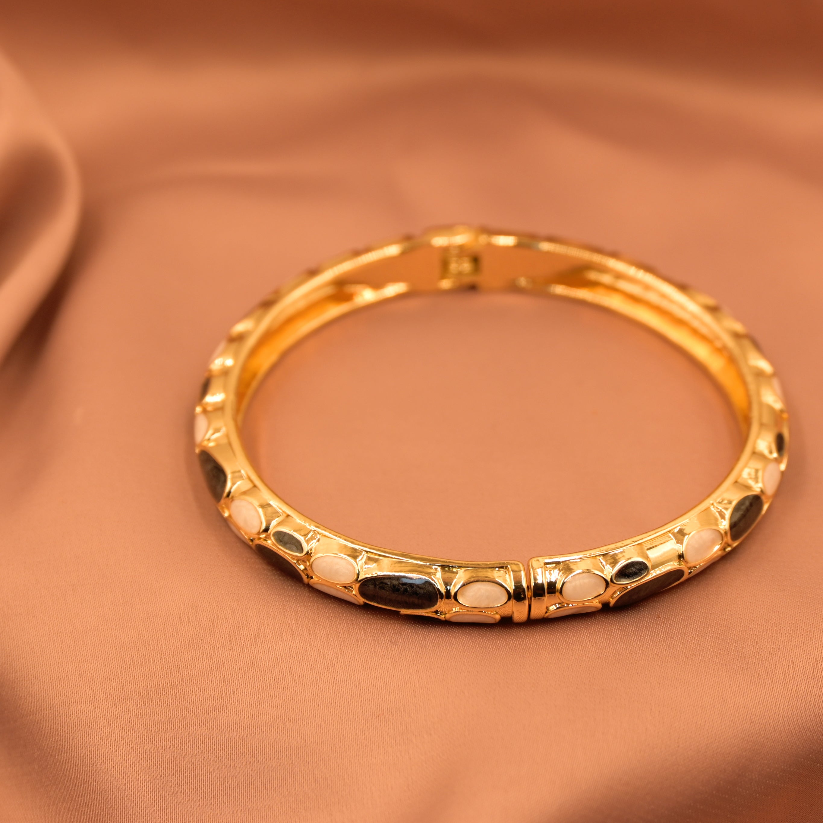 The duchess Bangle