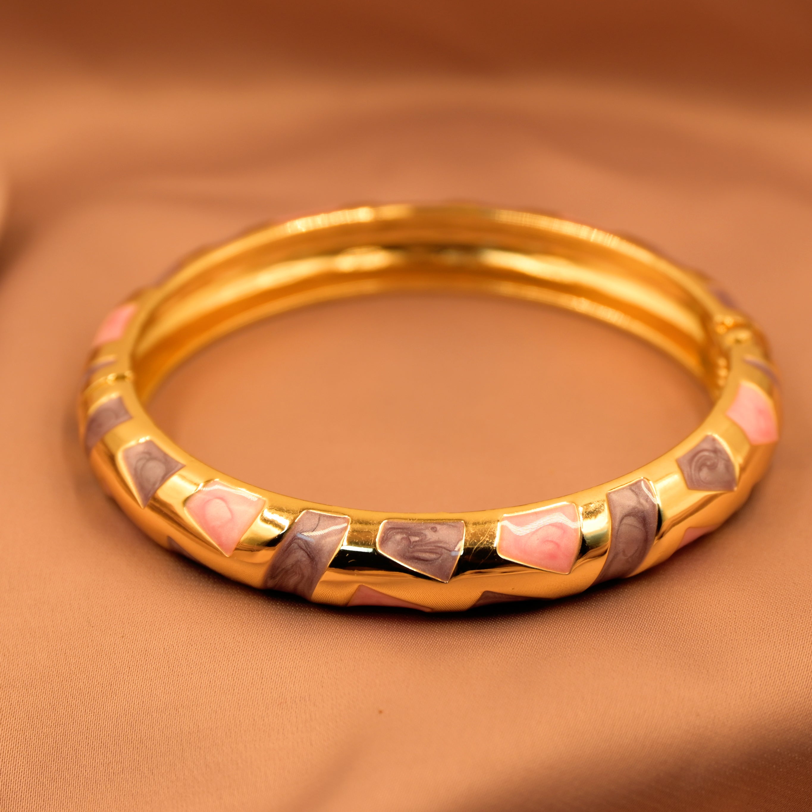 The rosewood Bangle